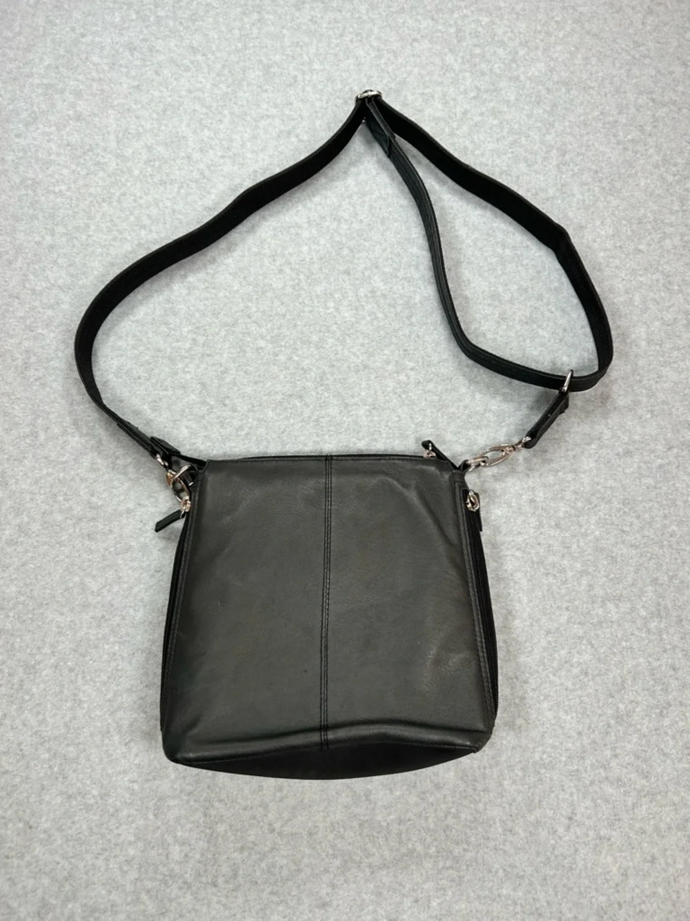 Gun‎ Tote’n Mamas Black Leather Crossbody Bag Concealed Carry Purse